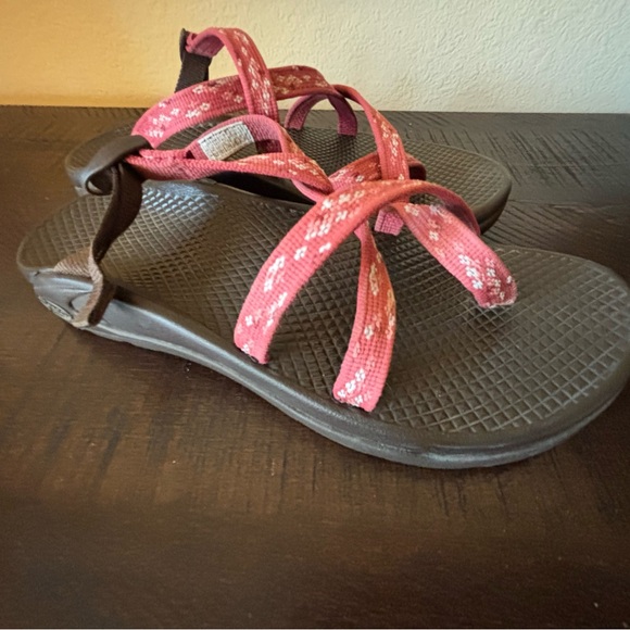 Chaco Women’s Sport Sandals Adjustable Outdoor Sandals Size 7 Pink Floral - Picture 3 of 6